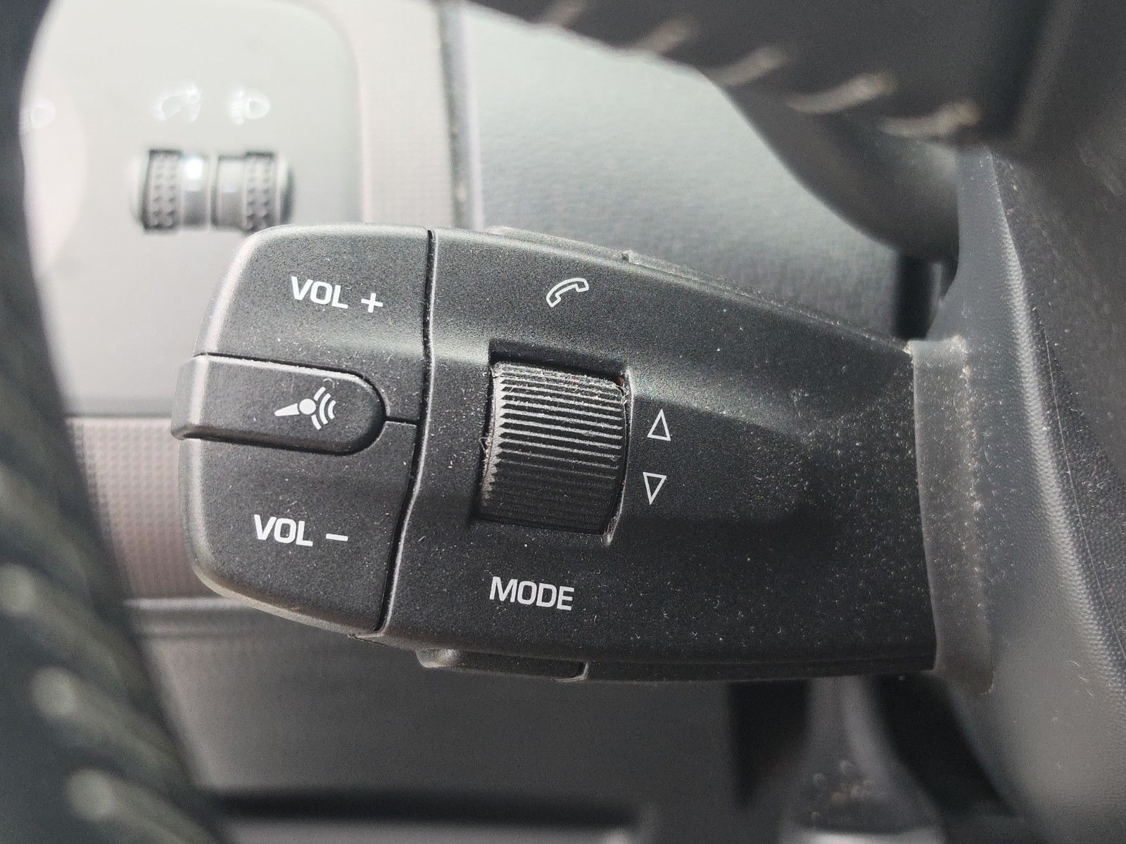 Fahrzeugabbildung SEAT Ibiza Lim. Style Viva TÜV SERVICE NEU