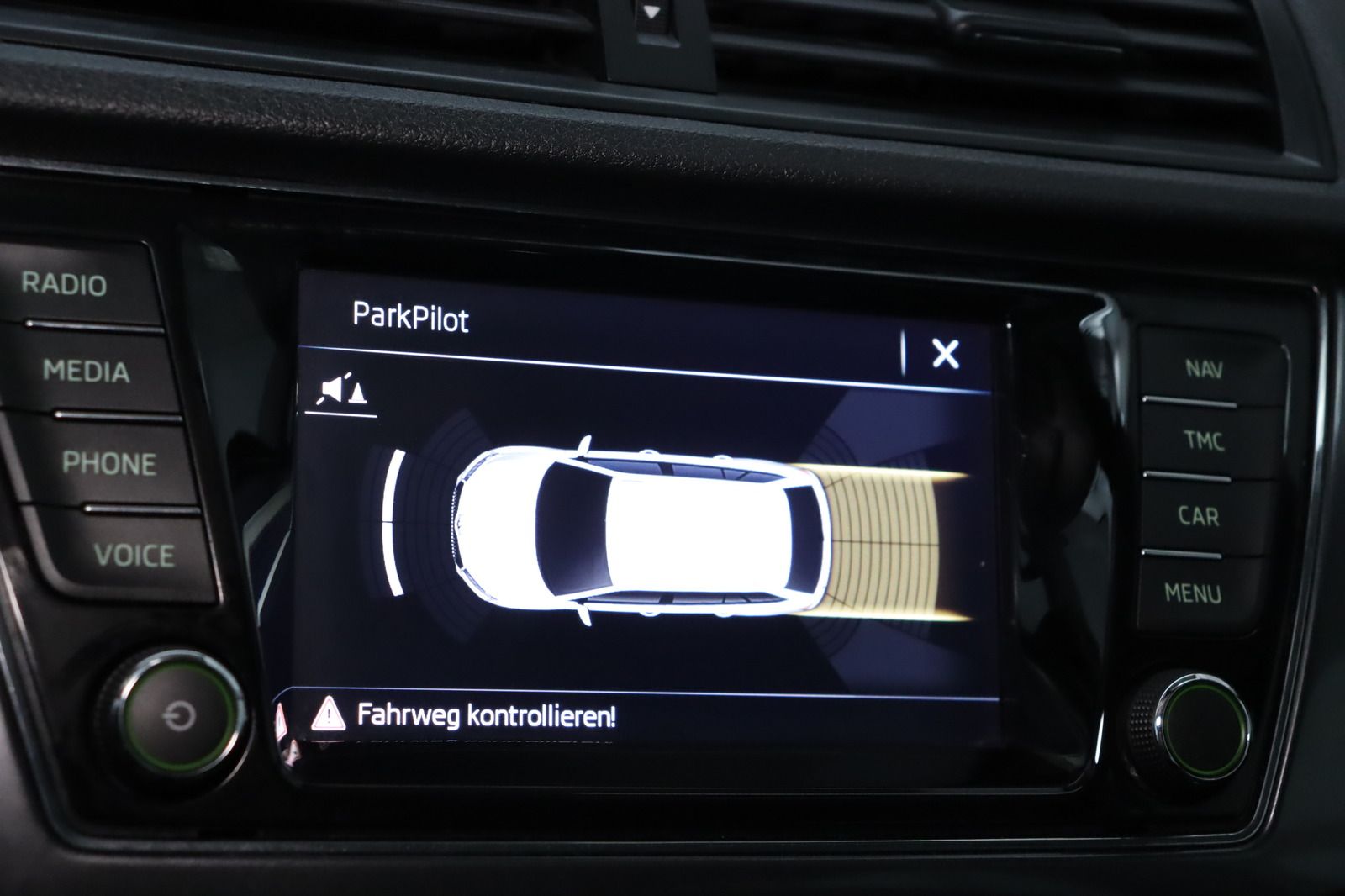 Fahrzeugabbildung SKODA Fabia 1.0 Combi Automatik * LED * Navigation Cle