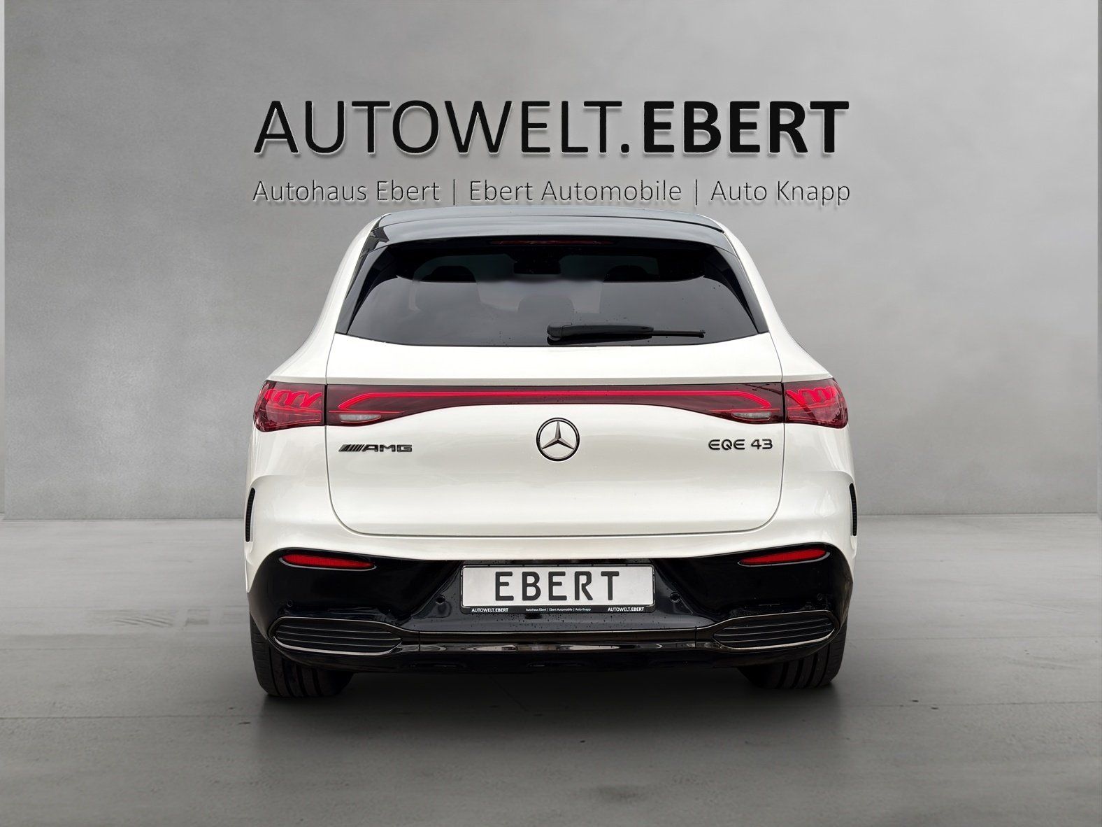 Fahrzeugabbildung Mercedes-Benz EQE43AMG SUV Prem+HYPER Carbon DYNAMIC+ 22kw HAL