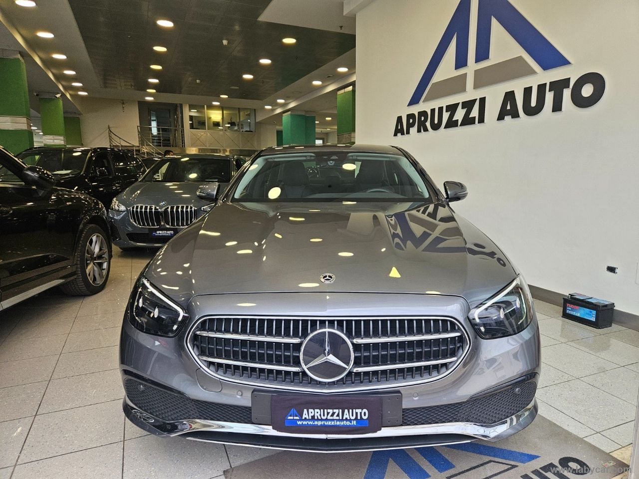 Mercedes-Benz MERCEDES-BENZ E 200 d Auto Business Sport imagem 2