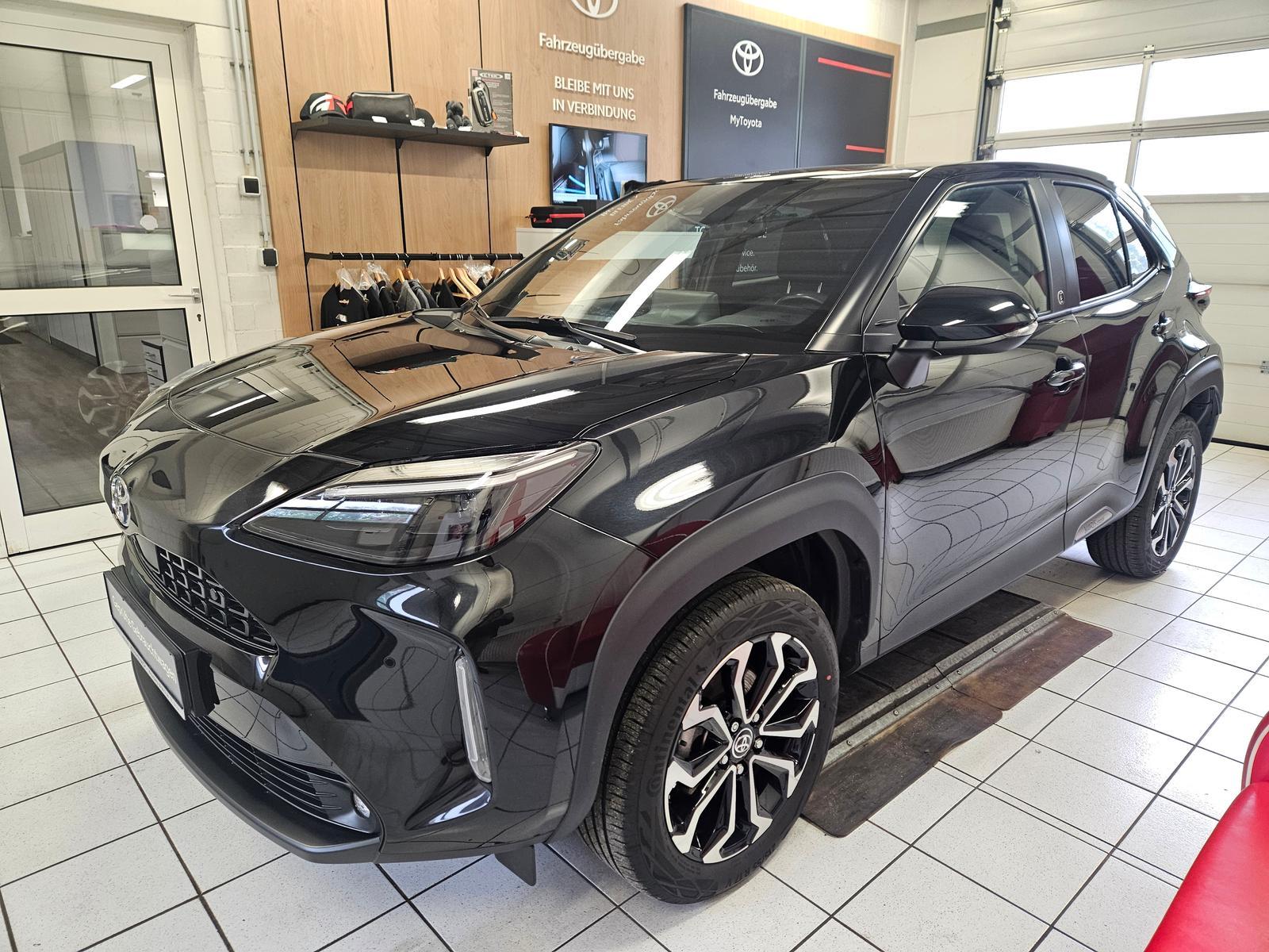 Toyota Yaris Cross Hybrid 4x2 Team Deutschland
