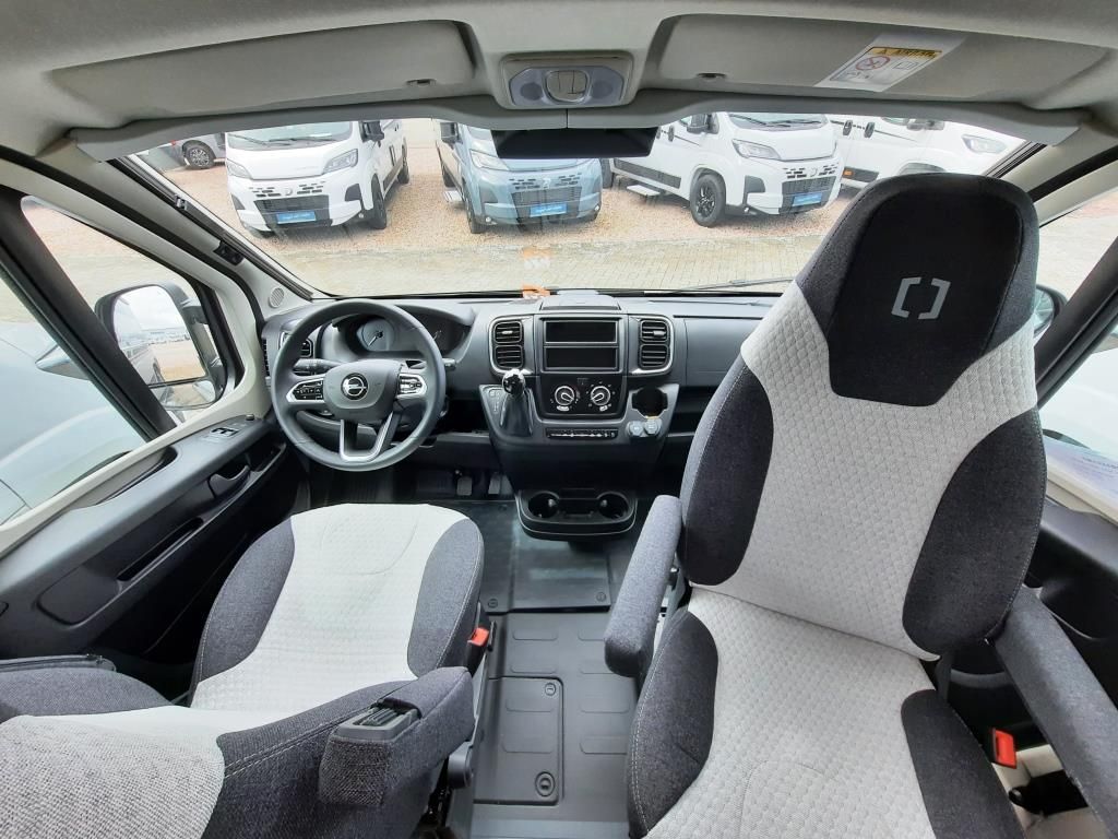 Fahrzeugabbildung Crosscamp Camper Vans CV 640 Opel Verfüg./Sparen Sie 15.16