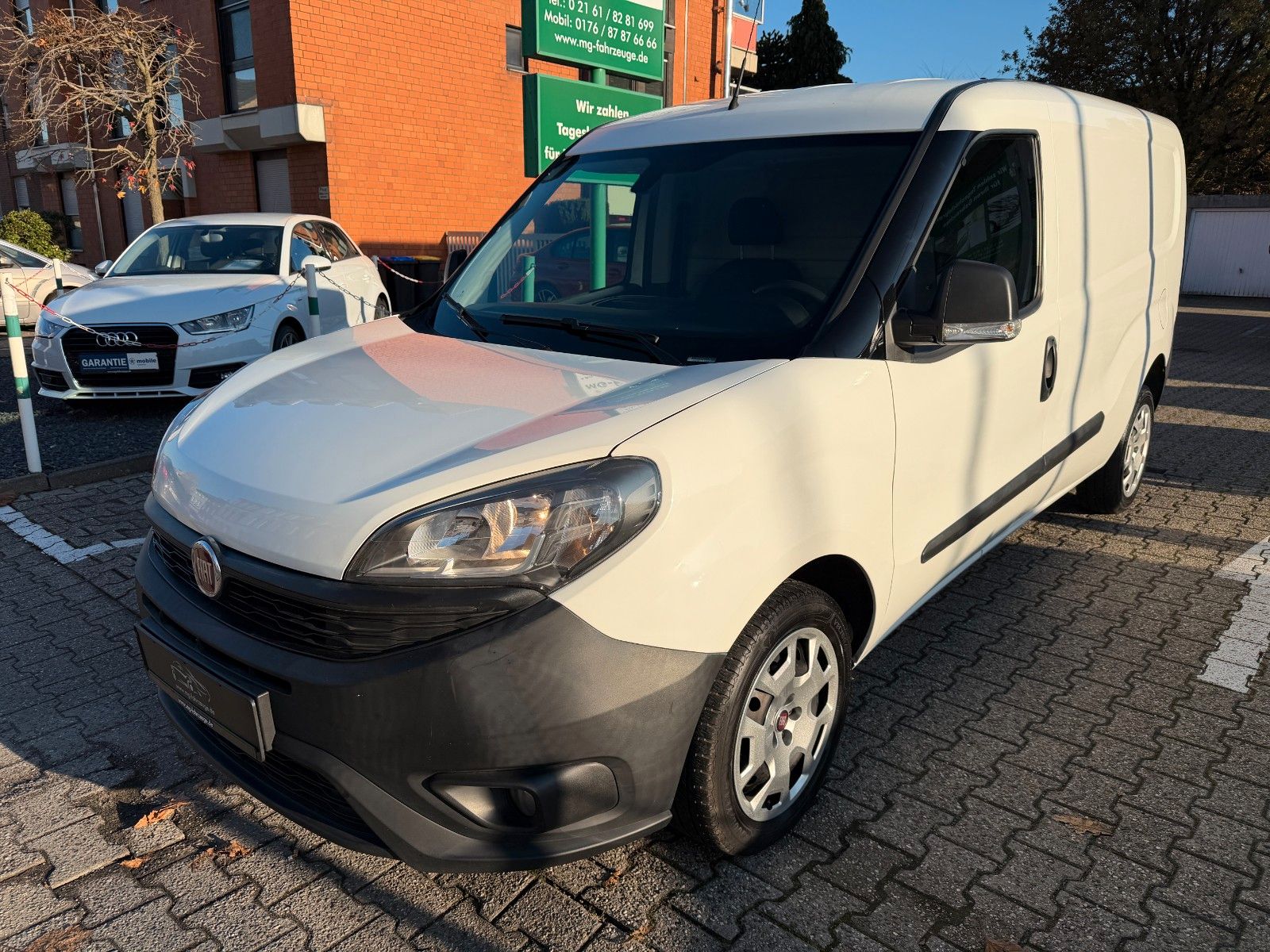 Fahrzeugabbildung Fiat Doblò SX Maxi Kasten NAVI KAMERA TOP