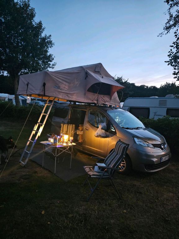 Image of Nissan e-NV200