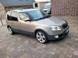 Skoda Roomster  Scout  ähnlich VW Caddy Cross - Skoda Roomster Scout mit Benzin-Antrieb