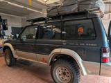Mitsubishi Pajero im Doppelpack  V6 3.5 V20 - gebrauchte Mitsubishi Pajero aus dem Jahr 1994