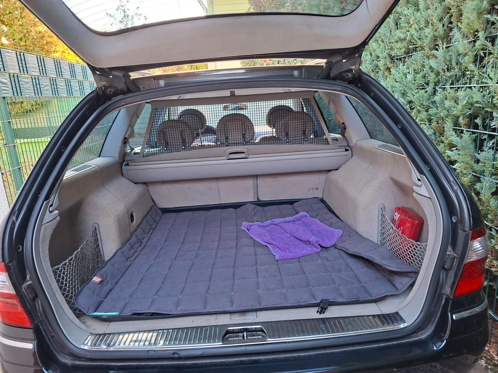 Mercedes-Benz E200 2004 — двигун 1.800 cm³, 163 HP (120kW)