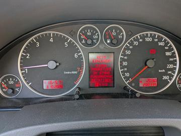صورة مصغرة 15 لـ 2001 AUDI A6
