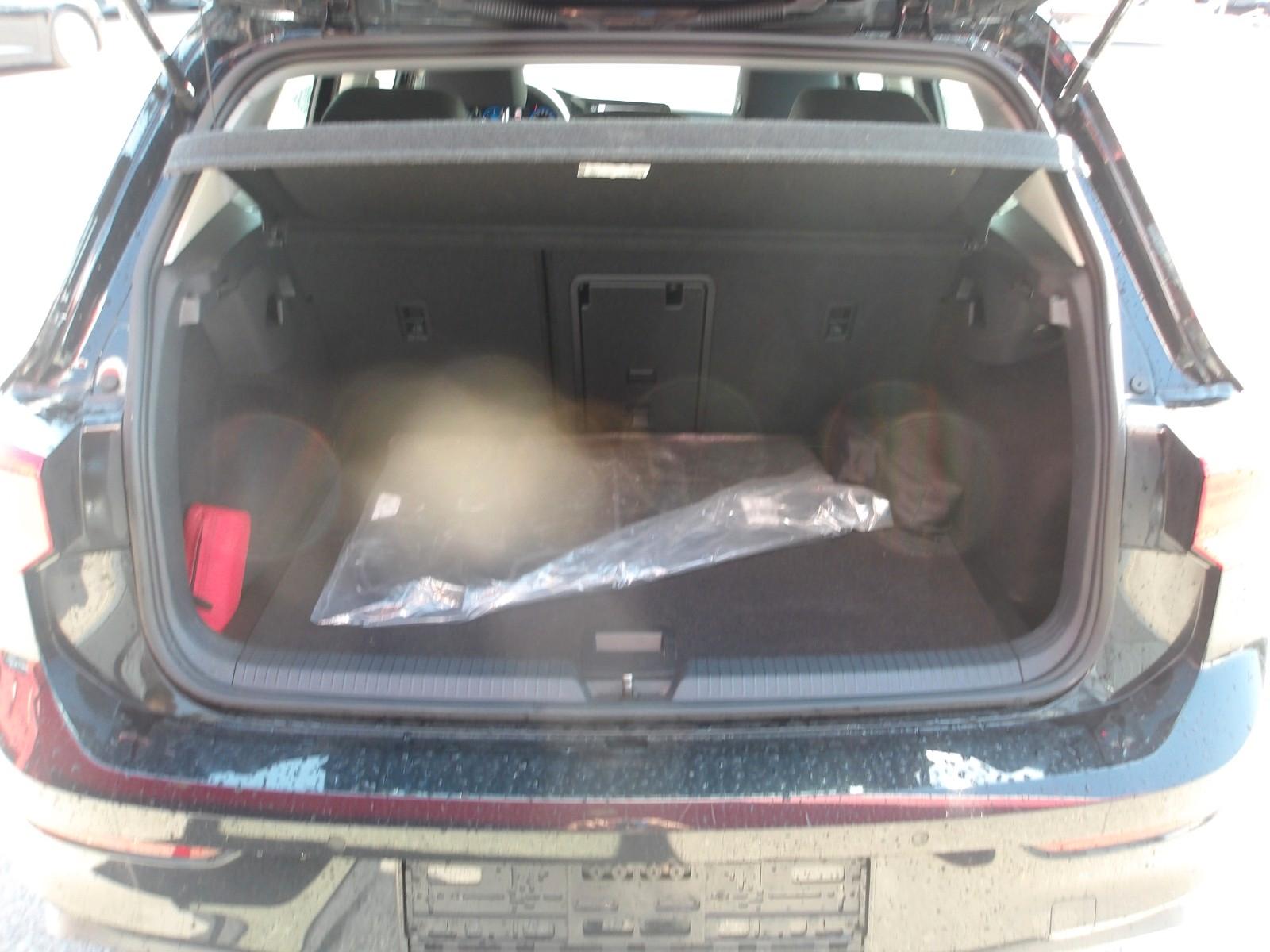 Volkswagen Golf VIII Lim. Life EXP -, миниатюра 7