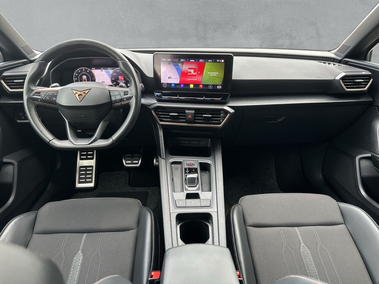 Fahrzeugabbildung CUPRA Leon 2.0 TSI 180 kW (245 PS) 7-Gang-DSG - mit KI generiert/bearbeitet