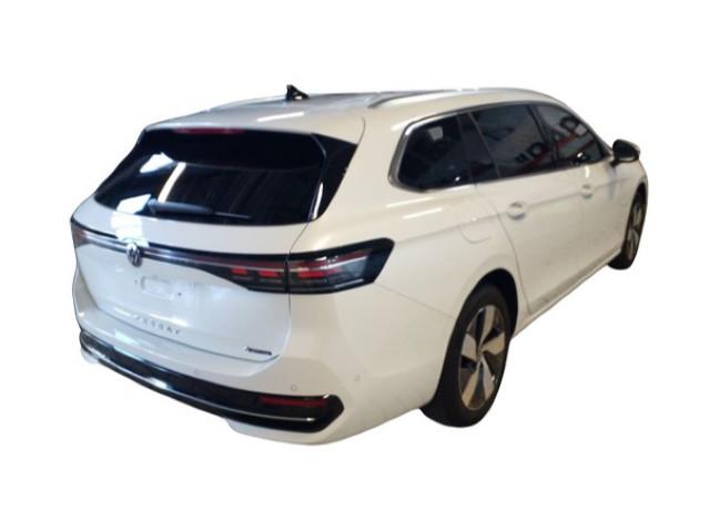 Volkswagen Passat Variant Elegance 2.0 TDI DSG 4M AHK LEDER