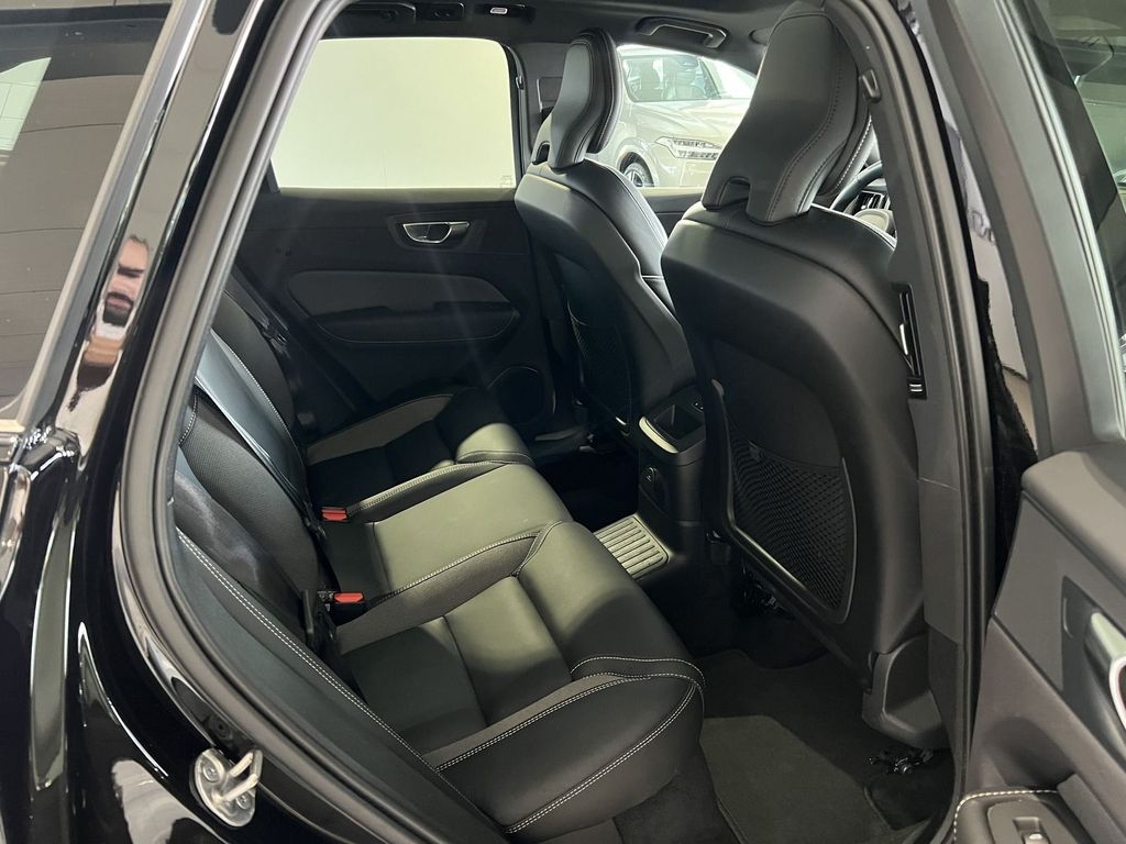 Volvo XC60 T6 Plus Black Edition Recharge AWD ACC BLIS