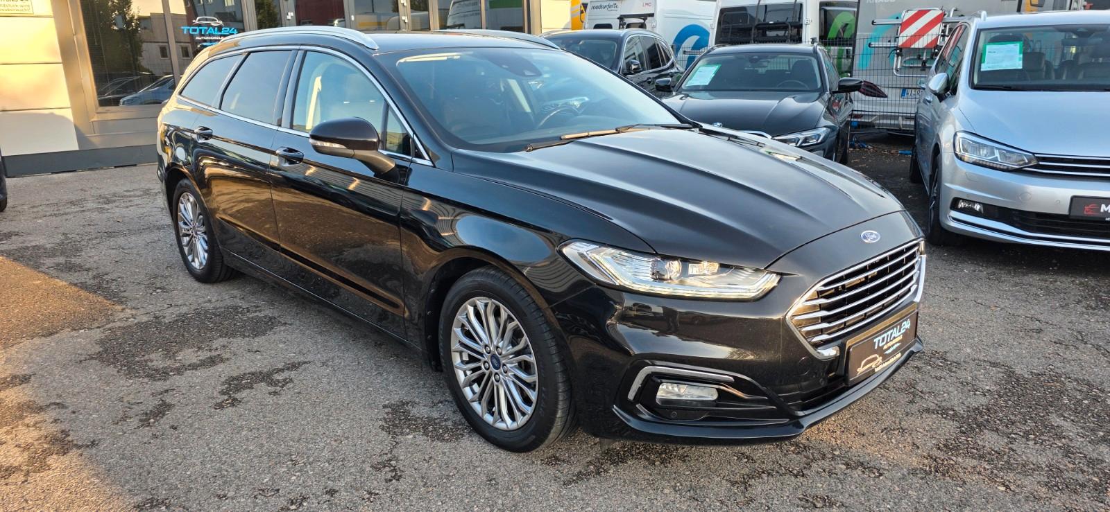 Ford Mondeo Titanium/Navi/LED/ACC/Cockpit/AHK/Keyless