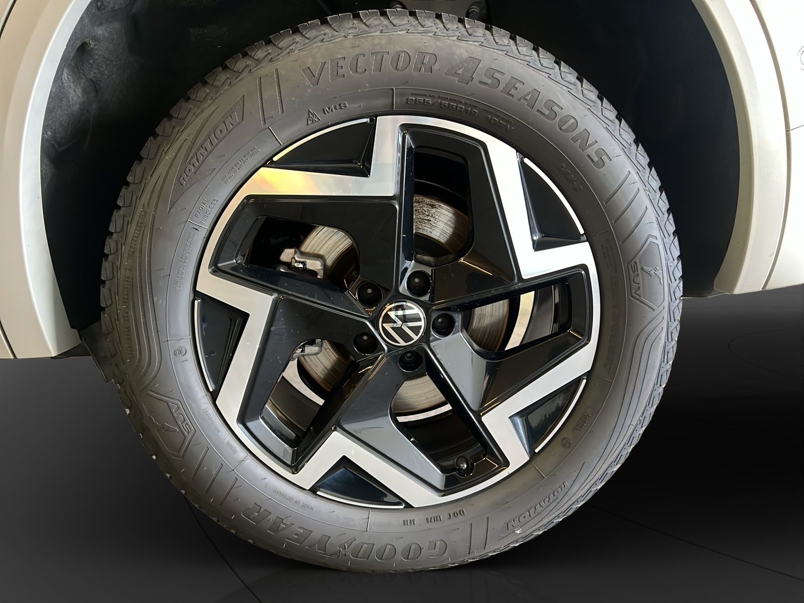 Volkswagen Touareg - Bild 14