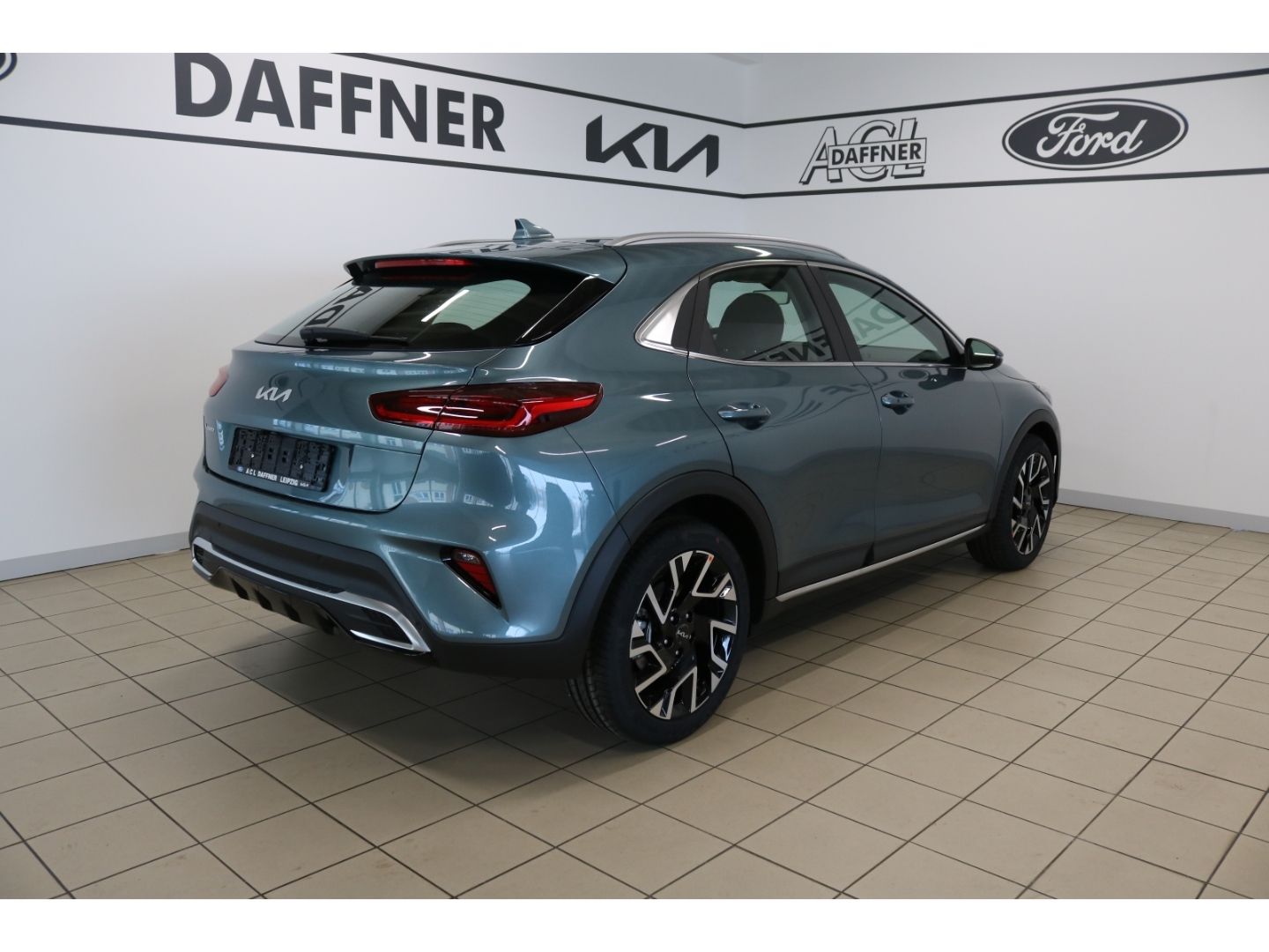Fahrzeugabbildung Kia XCeed Spirit 1.4 T-GDI JBL Kamera LED Tempomat