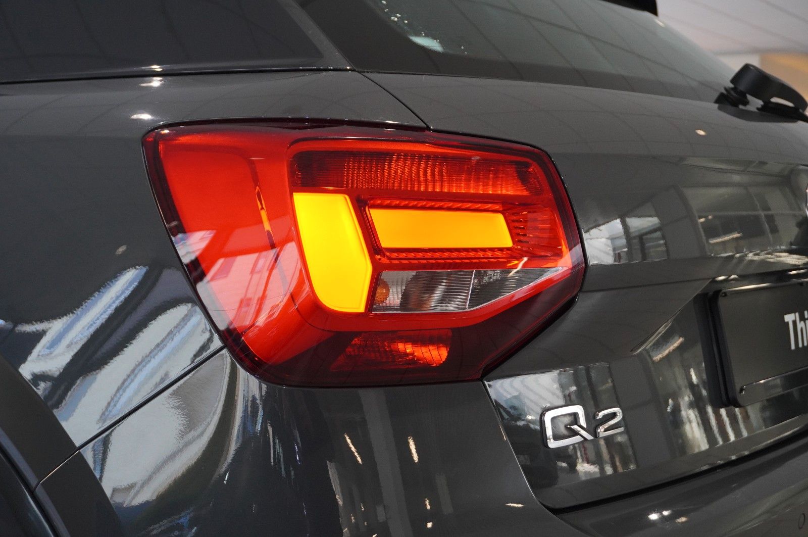 Fahrzeugabbildung Audi Q2 1.0 TFSI ULTRA S-TRONIC KLIMA/SHZ/PDC/19"