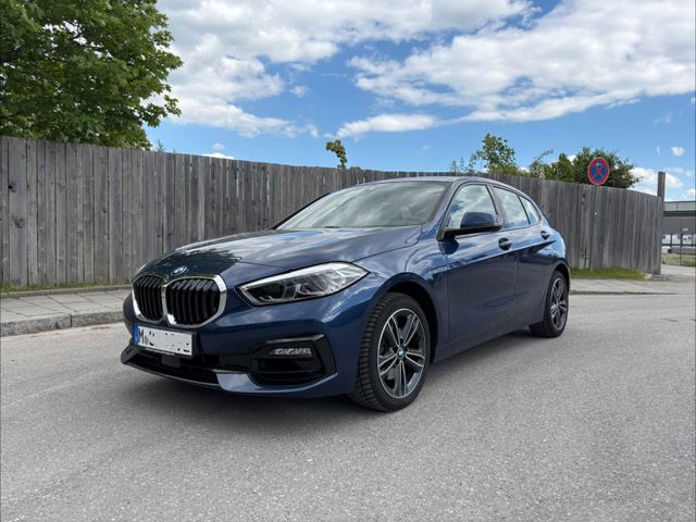 BMW 118i Sport Line Sport Line