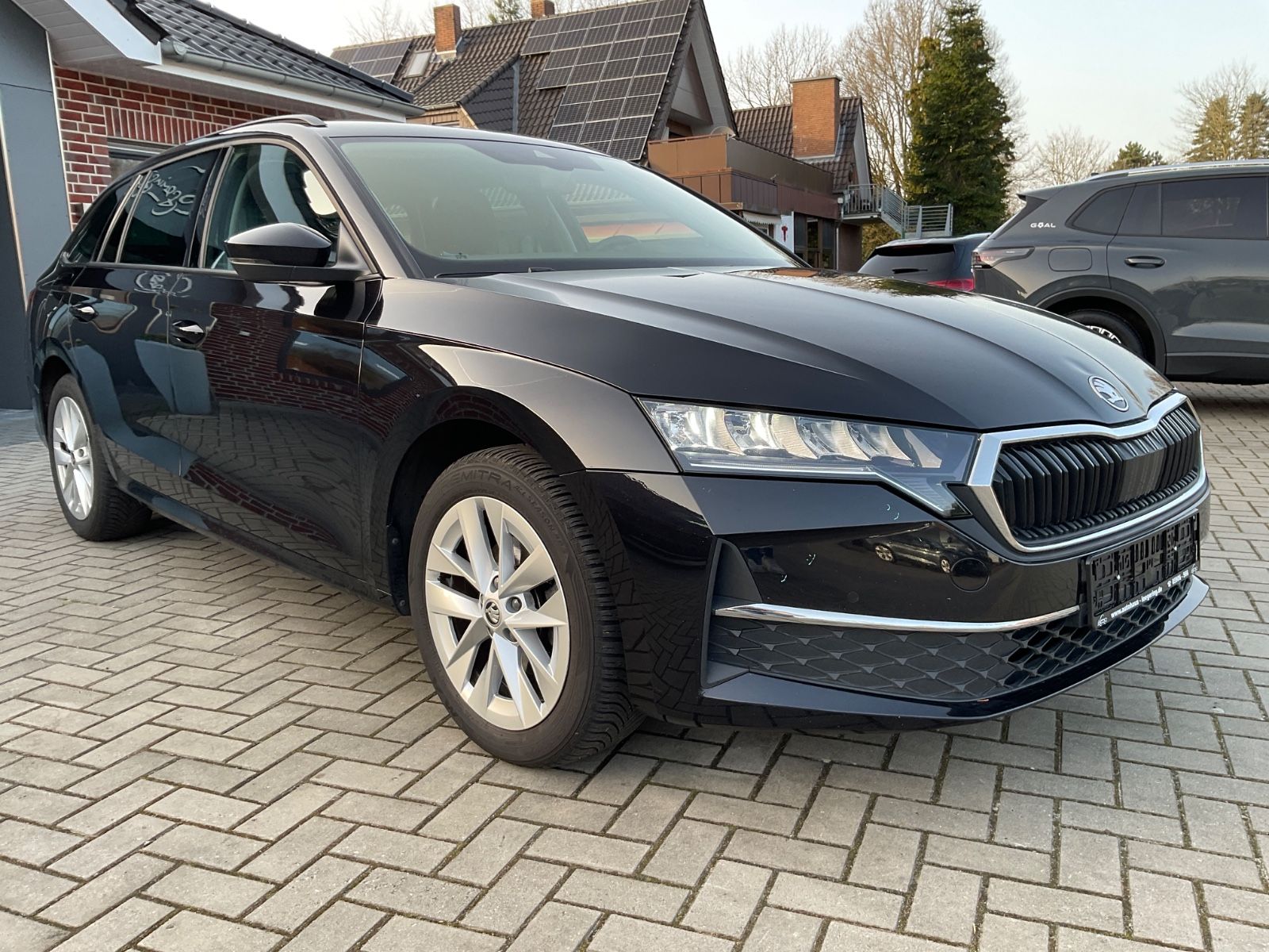 Fahrzeugabbildung SKODA Octavia Combi 2.0 TDI DSG,ACC,AHK,Navi,Kamera