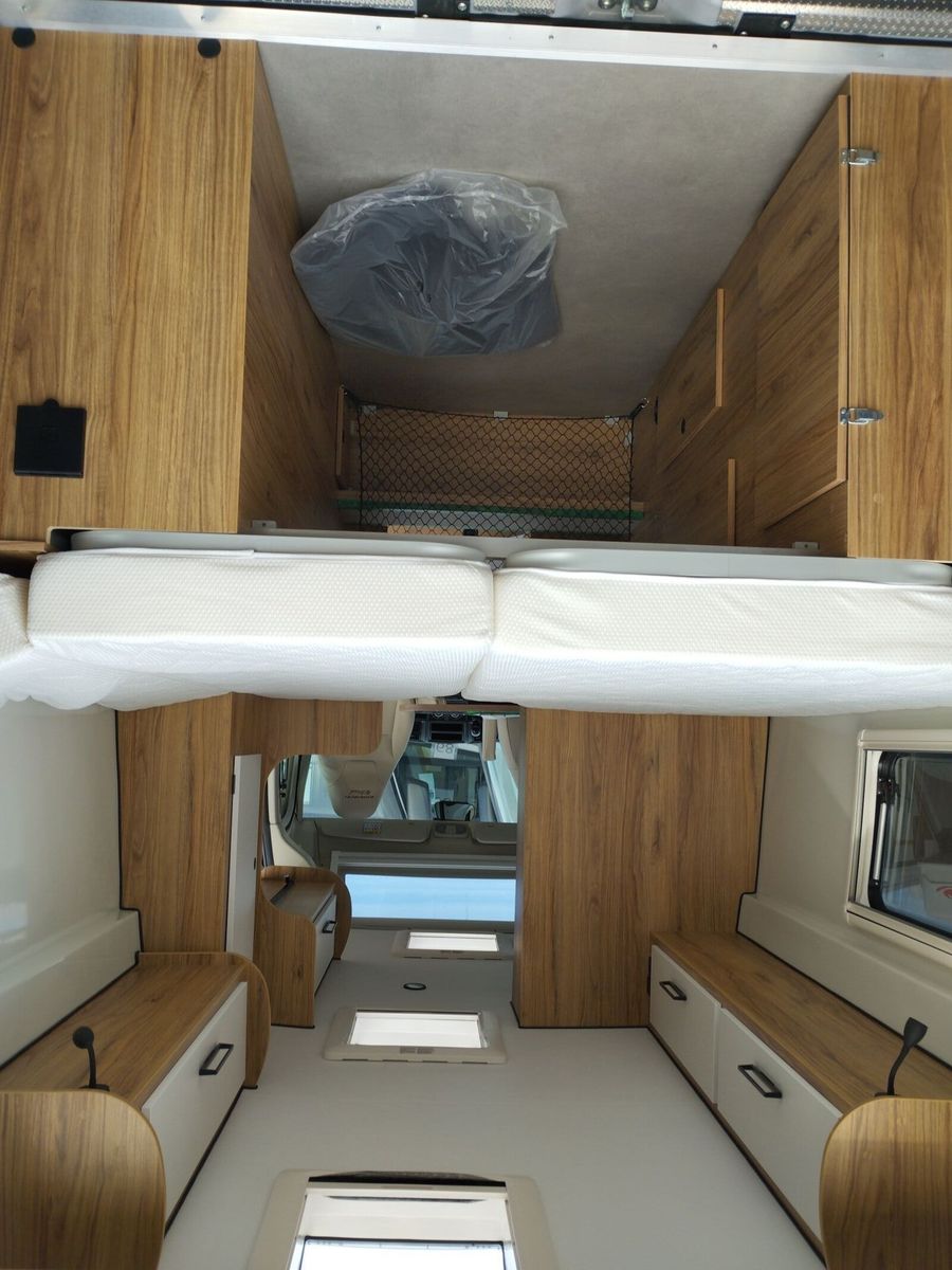 Fahrzeugabbildung Karmann Dexter DE 600 Captain-Chair-Sitze, Automatik