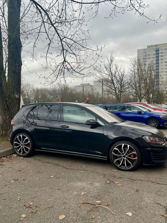 Image of Volkswagen Golf