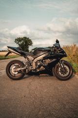 Yamaha Yzf R1 rn12  - Offers matching your search criteria