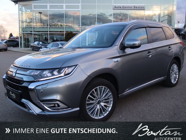 Mitsubishi Outlander PHEV TOP 4WD/360°/NAVI/PDC/SCHECKHEFT