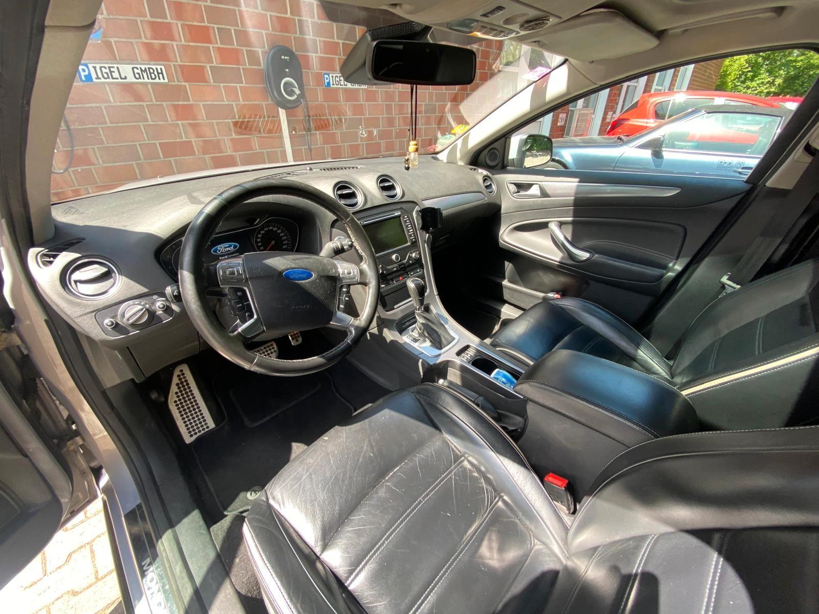 Ford Mondeo 2011 — двигун 2.179 cm³, 200 HP (147kW)