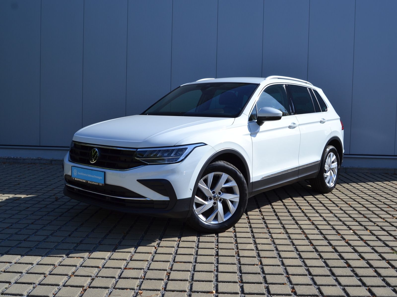 Tiguan 1.5 TSI Move AHK/IQ.DRIVE/LED/18-ZOLL/NAV