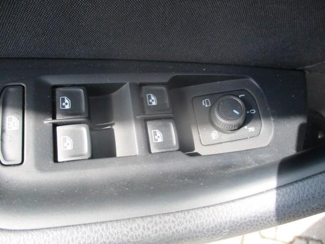 Volkswagen Passat Kombi 1,5 TSI DSG LED Navi PDC ACC 1.Hd, миниатюра 8