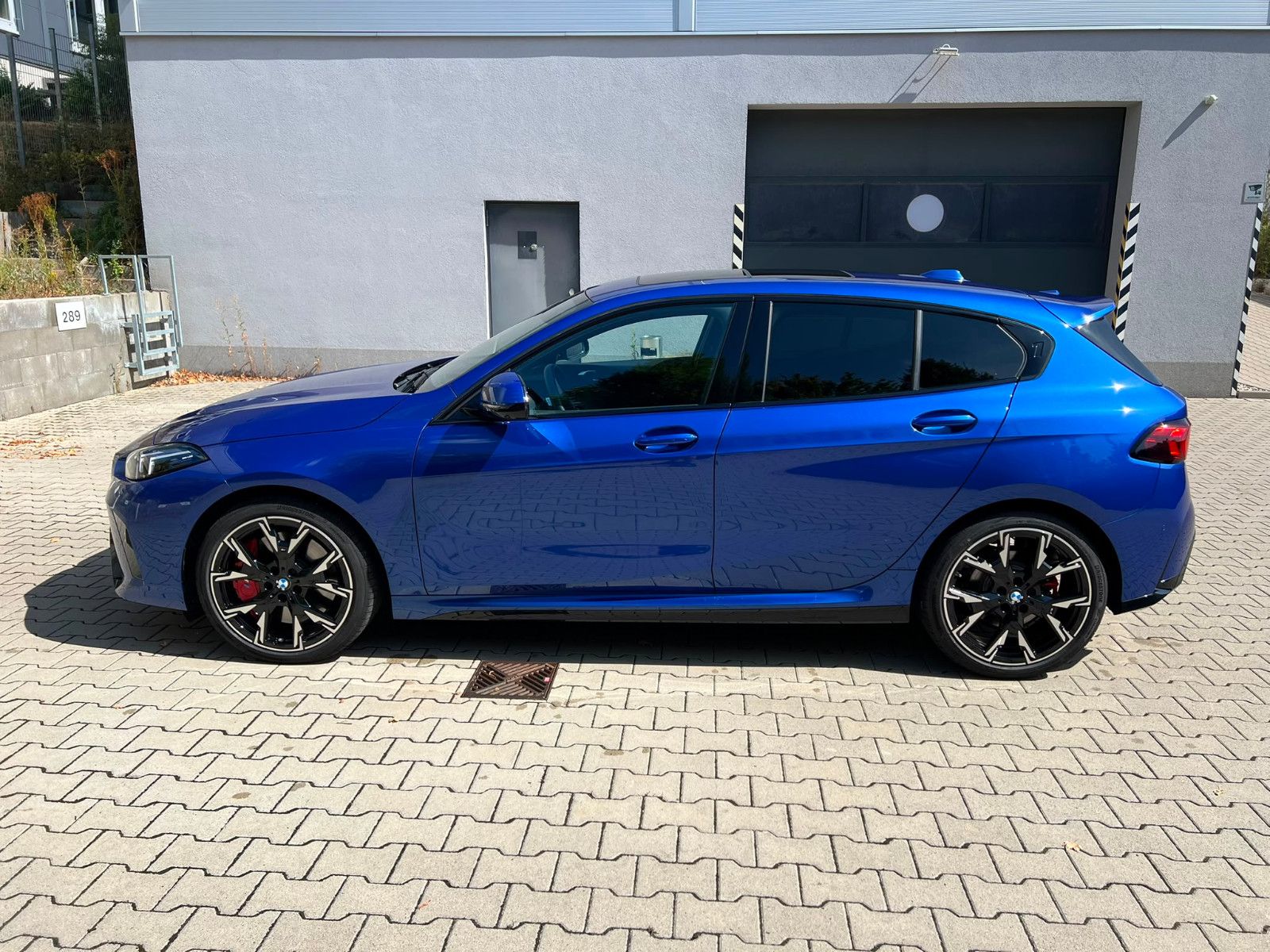 BMW 120d Stept. Panoramadach/Head Up/M Sport imagem 2