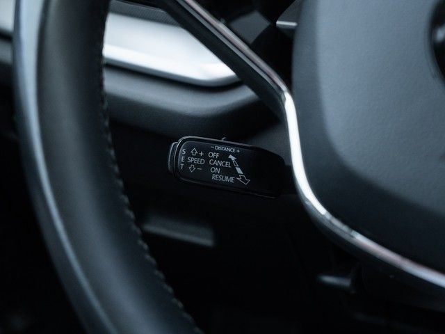 Octavia Combi 2.0 TDI Style DSG AHK+HUD+NAVI+SID