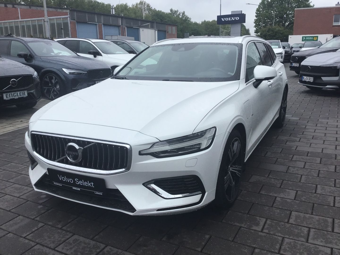 Volvo V60 T6 Inscription AWD PanoDach 360° Cam AHK imagem 2