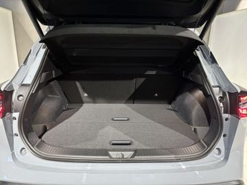 Fotografie 11 des Nissan Qashqai 1.3 DIG-T 4x4 MHEV Xtronic Tekna Pano Bo