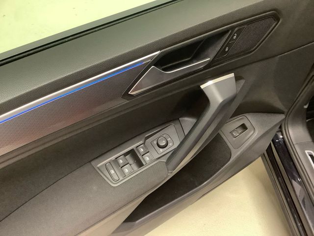 Tiguan Active 2,0 TDI 110 kW DSG Matrix, AZV, H
