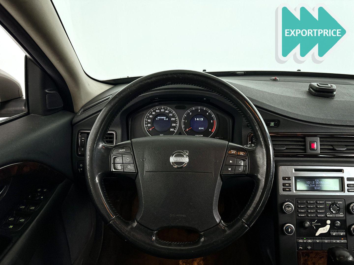 Volvo V70 2008 — photo 12