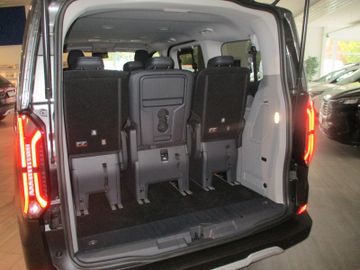 Ford Tourneo Custom 125kW L1 Active Auto. 5J Garantie