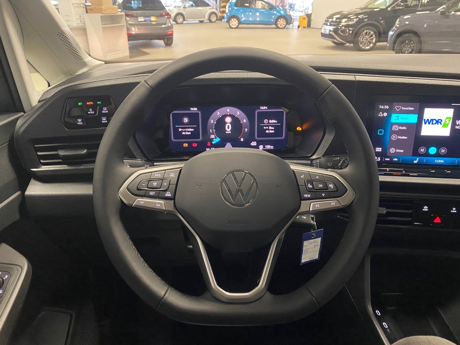 Fahrzeugabbildung Volkswagen Caddy 1.5 TSI Caddy+ACC+AHK+2x Schiebetür+1xHeck