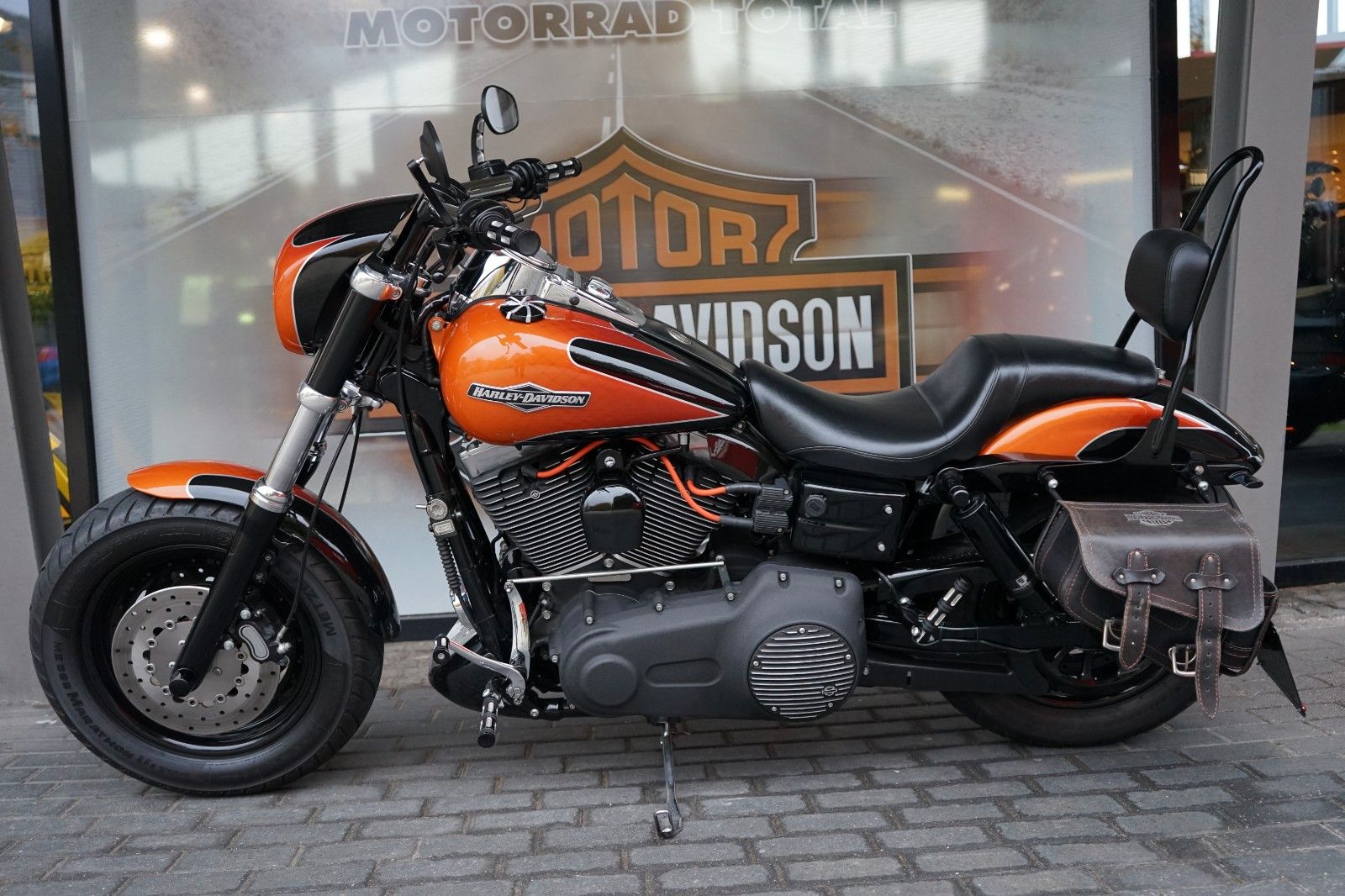 Fahrzeugabbildung Harley-Davidson Dyna Fat Bob 96cui - Custom Paint - HD-Parts
