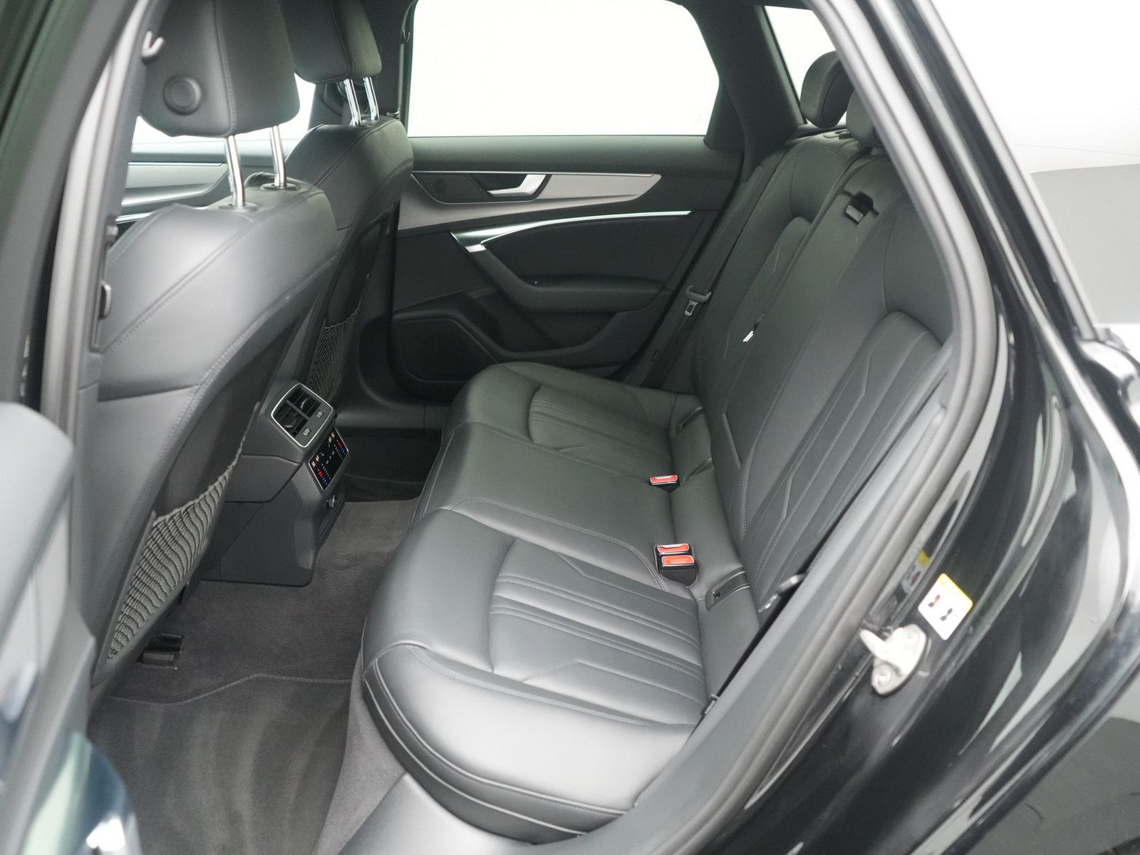 Audi A6 - Bild 9