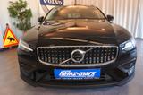 Volvo V60CC B4 D AWD Ultimate *Massage-B&W* - mit Diesel-Antrieb: Vollleder, Scheckheftgepflegt, Kombi