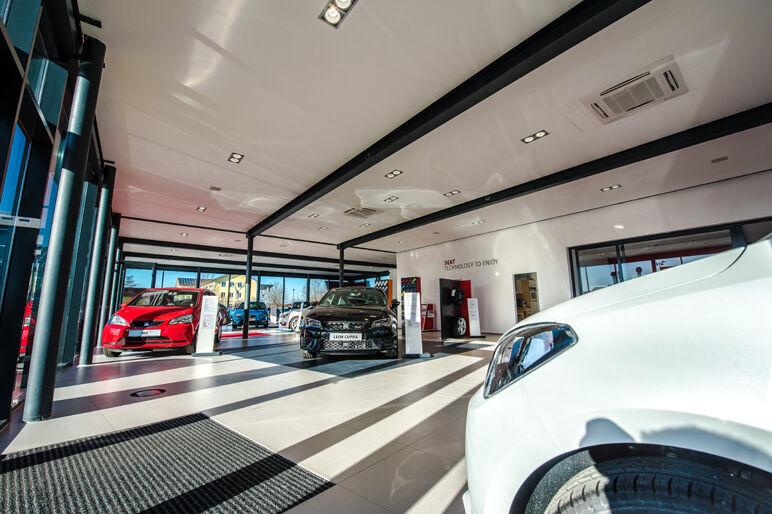 showroom-image-main