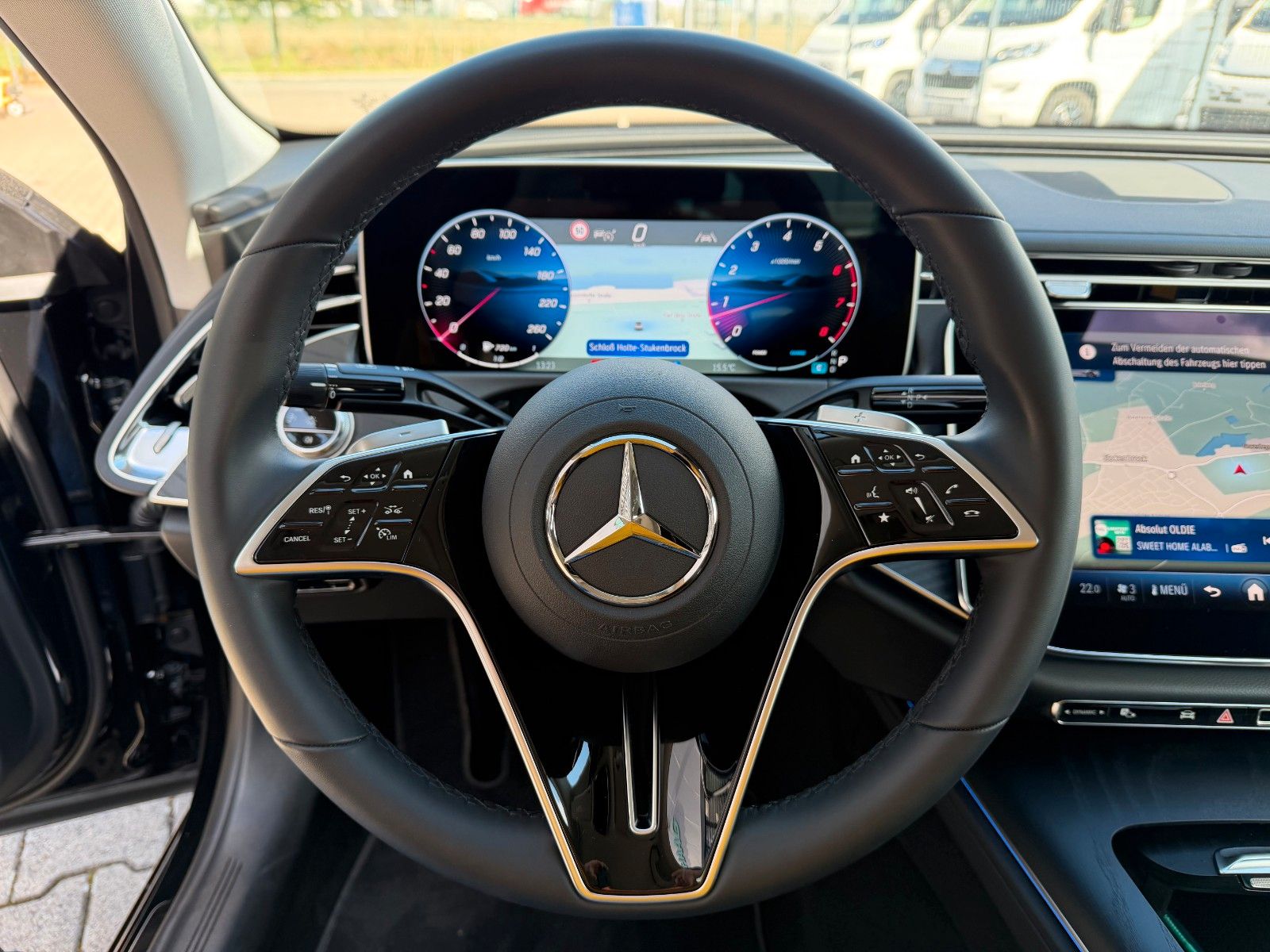 Fahrzeugabbildung Mercedes-Benz E 200 Limousine Avantgarde Advanced Plus