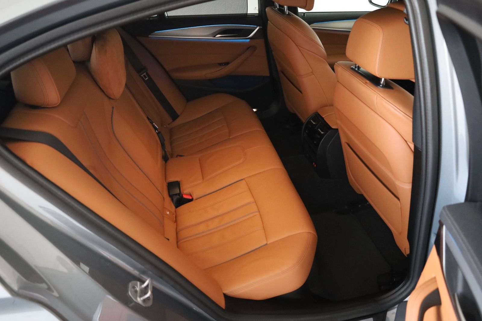 Fahrzeugabbildung BMW 530 e Luxury Line Lim.,Leder,Kamera,HUD,Panorama