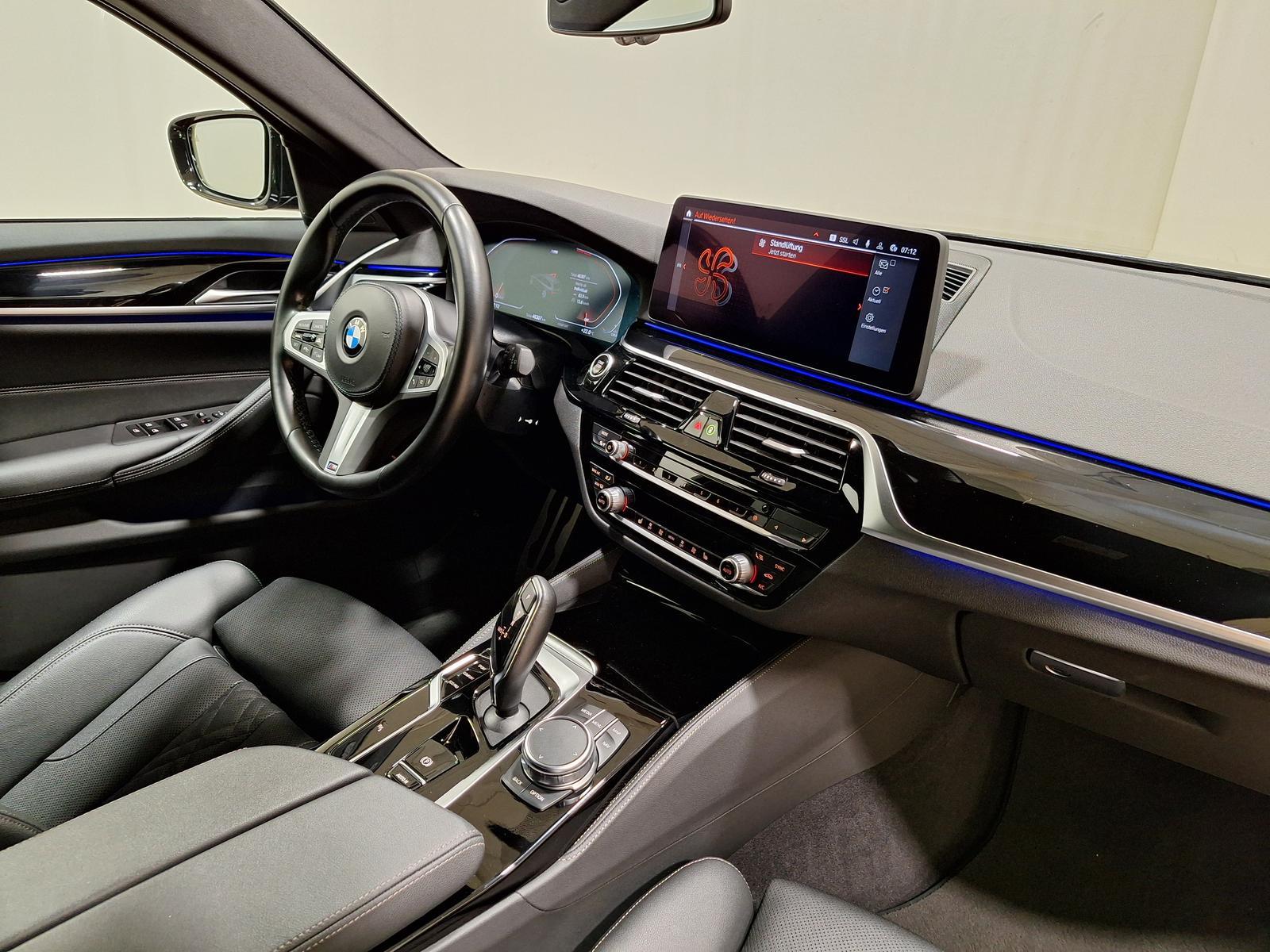 BMW 520d Touring M Sport xDrive Matrix|Vollleder|Sha