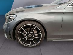 Fahrzeugabbildung Mercedes-Benz C 220d T AMG LINE LED AHK 1.HAND S-HEFT