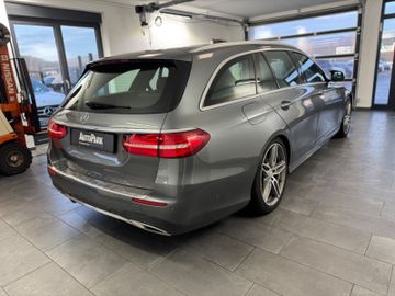 Mercedes E 220 - 7