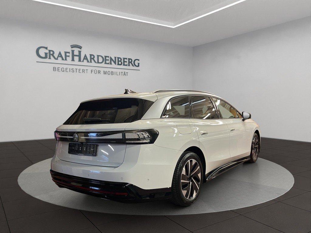 Volkswagen ID.7 Tourer Pro 210 kW Matrix ACC 360° AHK Navi