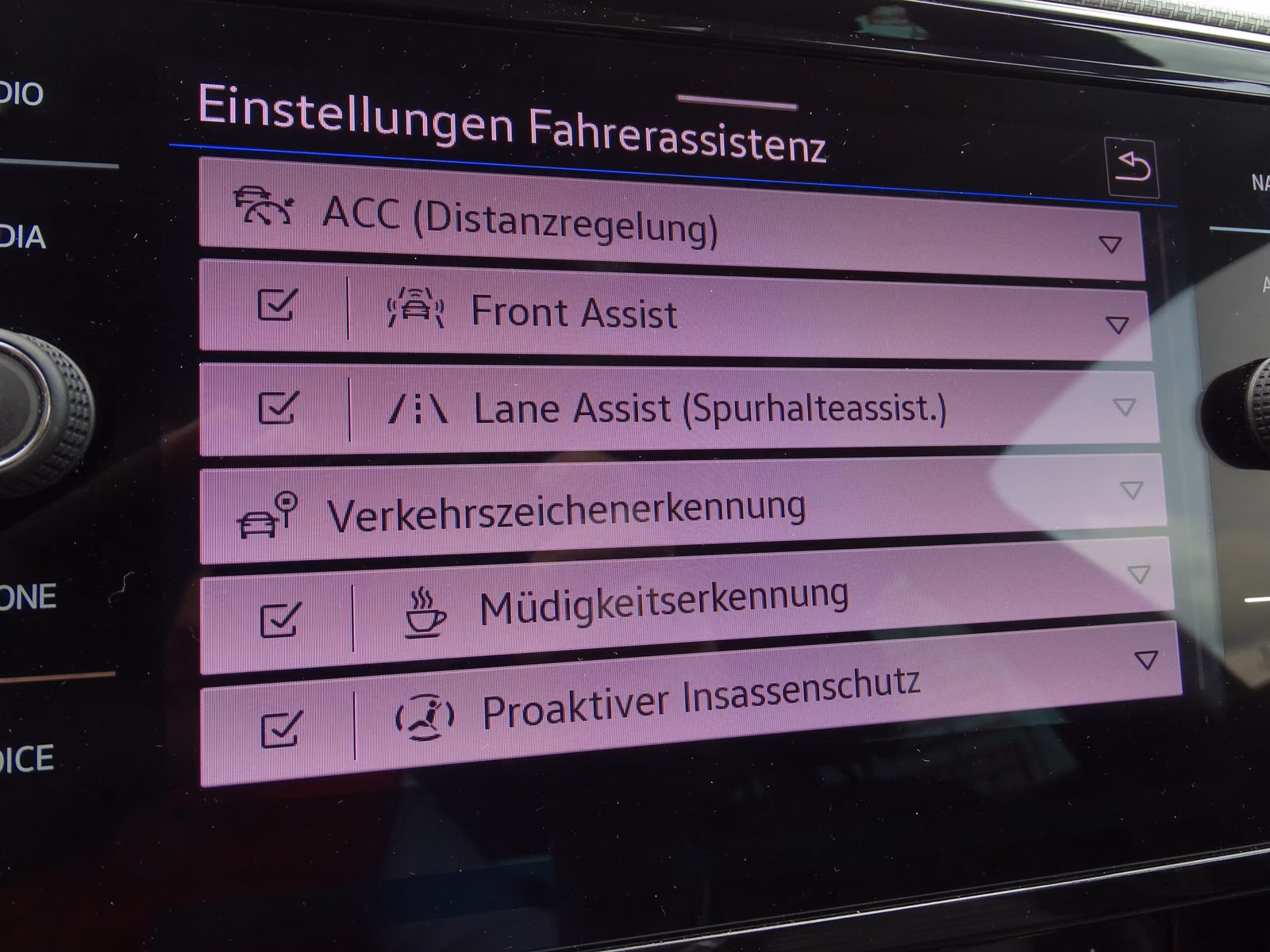 Volkswagen Passat 1.5 TSI R-Line LED ACC Kamera, миниатюра 21