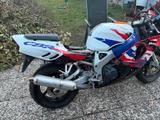Honda CBR 900 RR sc33 - Angebote