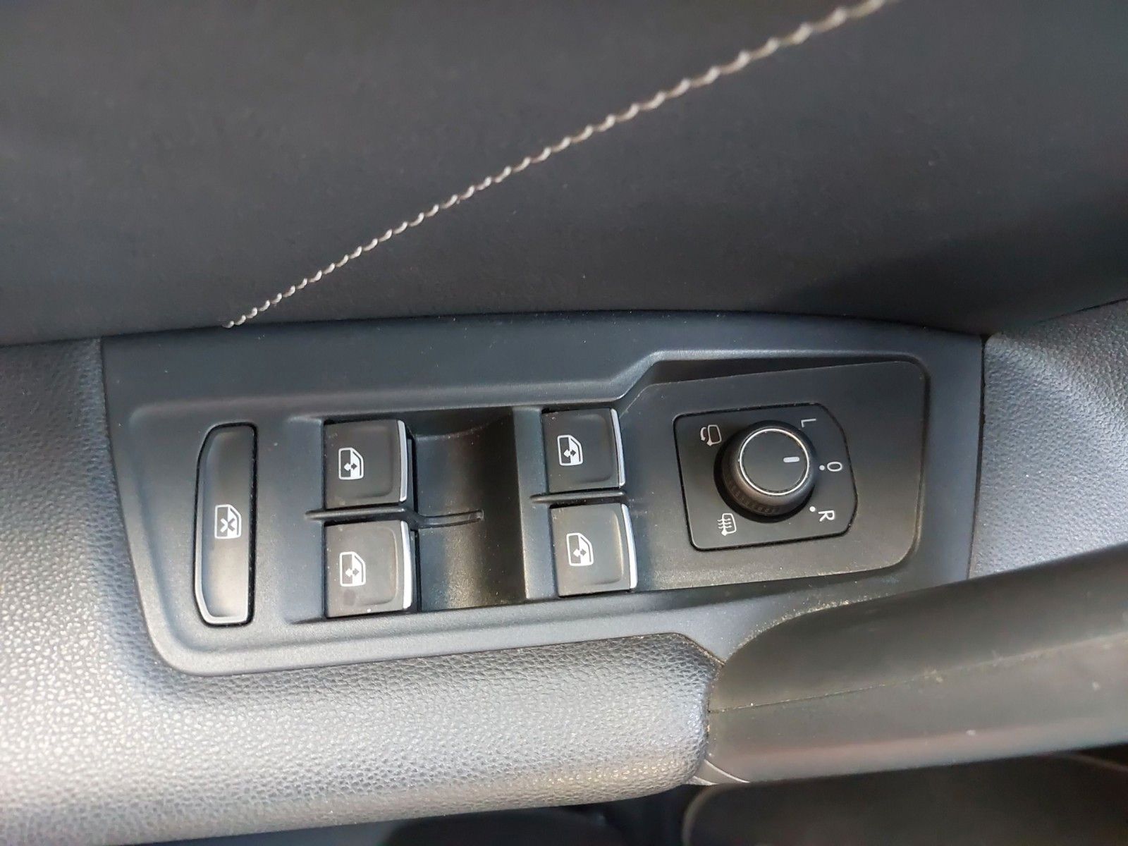 Volkswagen Tiguan Highline BMT/Start-Stopp 4Motion – Bild 22